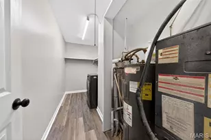 5766 Westphalia Ln, Saint Louis, MO 63129 - Photo 15