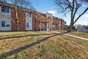 5766 Westphalia Ln, Saint Louis, MO 63129 - Photo 19