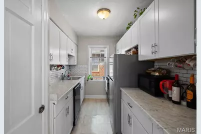 7030 Amherst Avenue, University City, MO 63130 - Photo 7