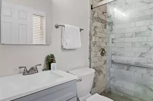 12174 Lake Meade Dr, Saint Louis, MO 63146 - Photo 23