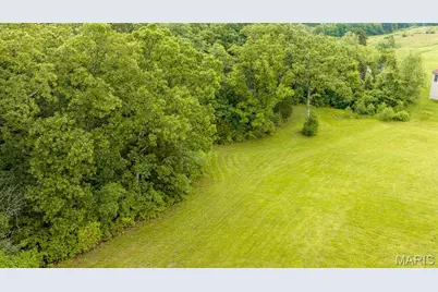 126 Rainbow Lake Drive, Villa Ridge, MO 63089 - Photo 9