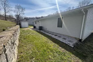 406 Riverside St, Hannibal, MO 63401 - Photo 7