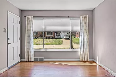 1334 Pinetree Lane, Saint Louis, MO 63119 - Photo 5