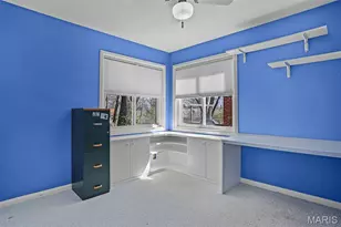 1334 Pinetree Ln, Saint Louis, MO 63119 - Photo 15