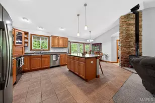 138 Royal Dr, Foley, MO 63347 - Photo 17