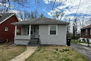 7504 Trenton, University City, MO 63130 - Photo 1