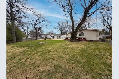 3325 Steed Drive, Florissant, MO 63033 - Photo 19