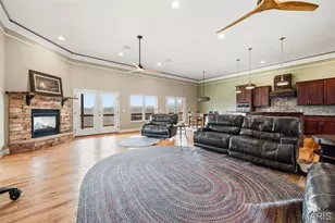 1326 Top Of The Hill Rd, Chesterfield, MO 63005 - Photo 19