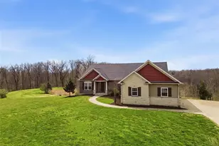 1326 Top Of The Hill Rd, Chesterfield, MO 63005 - Photo 9