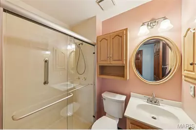 5421 Regalway Drive, Mehlville, MO 63129 - Photo 19