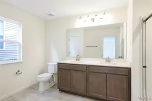 16787 River Stone Dr, Florissant, MO 63031 - Photo 15