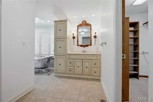 13 Village Dr W, Saint Charles, MO 63303 - Photo 17