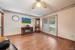 1621 Rosewall Dr, Saint Charles, MO 63303 - Photo 5
