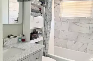 9907 Erie Dr, Saint Louis, MO 63125 - Photo 11