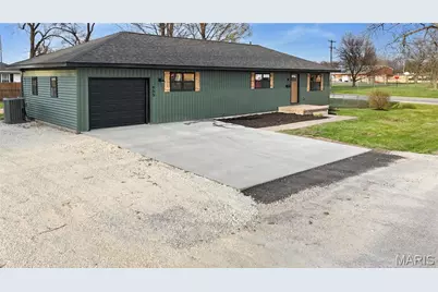 905 W Maple Street, Bowling Green, MO 63334 - Photo 5