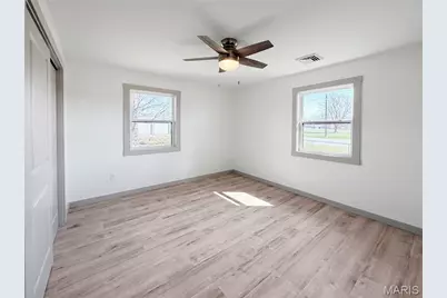 905 W Maple Street, Bowling Green, MO 63334 - Photo 13