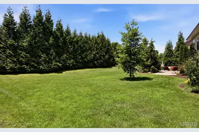 1326 Shorewinds Trail, Saint Charles, MO 63303 - Photo 5