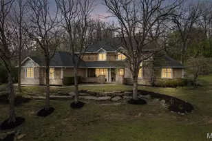 9030 Middlewood Ct, Sunset Hills, MO 63127 - Photo 1