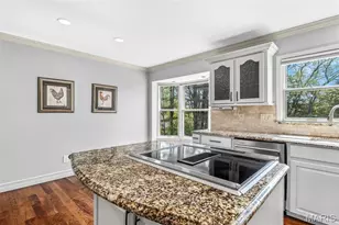 4832 Balmy Bay Ct, Saint Louis, MO 63128 - Photo 25