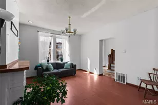 915 Bates St, Saint Louis, MO 63111 - Photo 5