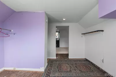 915 Bates Street, Saint Louis, MO 63111 - Photo 29