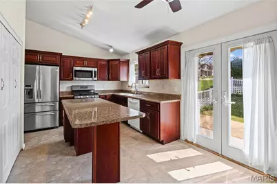 804 Shady Ridge Court, Saint Louis, MO 63125 - Photo 17