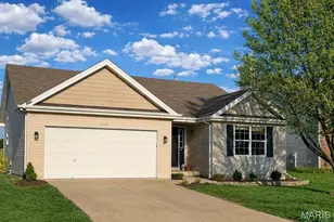 1333 Briarchase Dr, Lake Saint Louis, MO 63367 - Photo 1