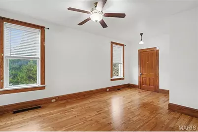 422 N 1st Street, Pacific, MO 63069 - Photo 11