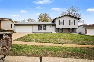 1839 Lakemont Ln, Saint Louis, MO 63138 - Photo 1