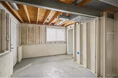 1839 Lakemont Lane, Saint Louis, MO 63138 - Photo 21