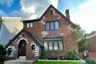 1129 Terrace Dr, Richmond Heights, MO 63117 - Photo 1