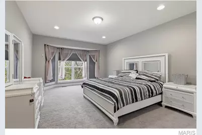 5013 Corisande Woods Drive, Fenton, MO 63026 - Photo 19