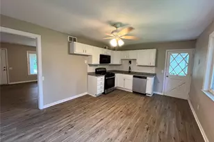 1311 Claudine Dr, Saint Louis, MO 63138 - Photo 11