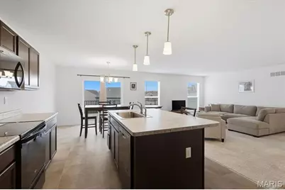 121 Yellowstone Drive, Troy, MO 63379 - Photo 3