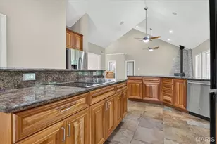 18517 Gredan Ct, Wildwood, MO 63069 - Photo 9