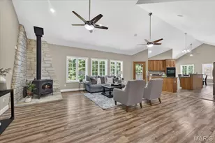 18517 Gredan Ct, Wildwood, MO 63069 - Photo 3