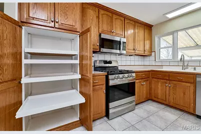 10515 Copperfield Drive, Affton, MO 63123 - Photo 19