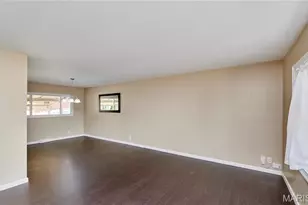 10515 Copperfield Dr, Affton, MO 63123 - Photo 11