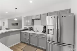 731 Bretton Trails Dr, Lake Saint Louis, MO 63367 - Photo 31