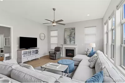 731 Bretton Trails Drive, Lake Saint Louis, MO 63367 - Photo 7