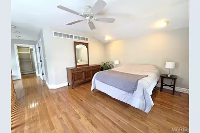 8261 Watson Road, Webster Groves, MO 63119 - Photo 17