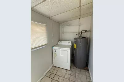 1725 Saint Catherine Street, Florissant, MO 63033 - Photo 9