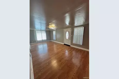 748 Ponce Avenue, Saint Louis, MO 63147 - Photo 5
