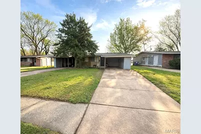 830 Loyola Drive, Florissant, MO 63031 - Photo 3