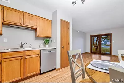 9608 Bent Pine Drive #J, Saint Louis, MO 63126 - Photo 5