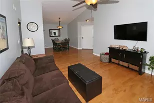 3605 Tracey Rich Rd, Saint Louis, MO 63125 - Photo 7