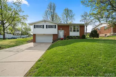 5100 Caribee Drive, Saint Louis, MO 63128 - Photo 3