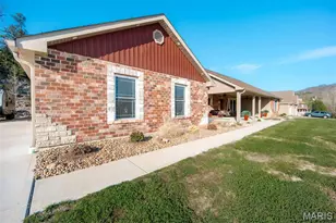 3275 Echo Lake Dr, Byrnes Mill, MO 63025 - Photo 5