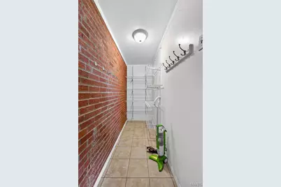 1001 Barberry Lane, Kirkwood, MO 63122 - Photo 15