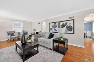 1001 Barberry Ln, Kirkwood, MO 63122 - Photo 5